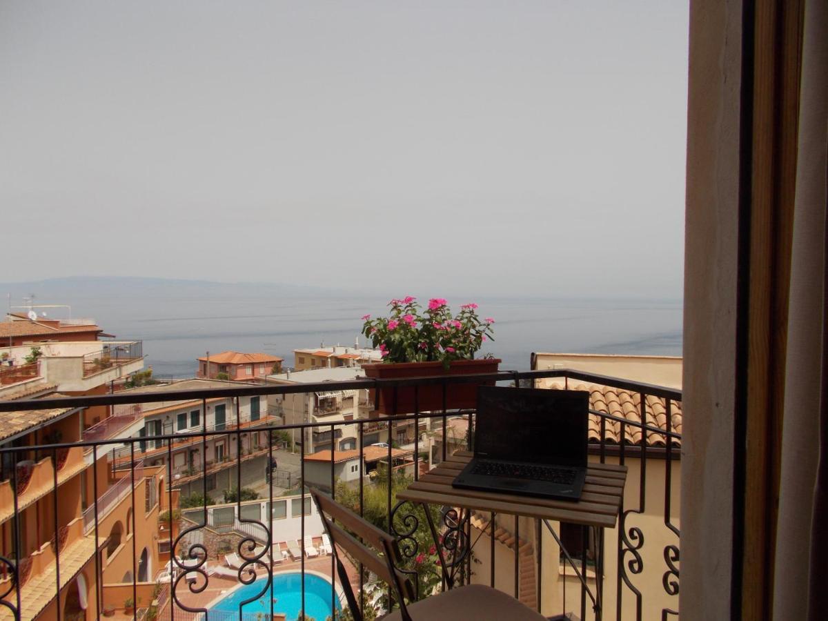 Il Melograno Apartment Taormina Eksteriør billede